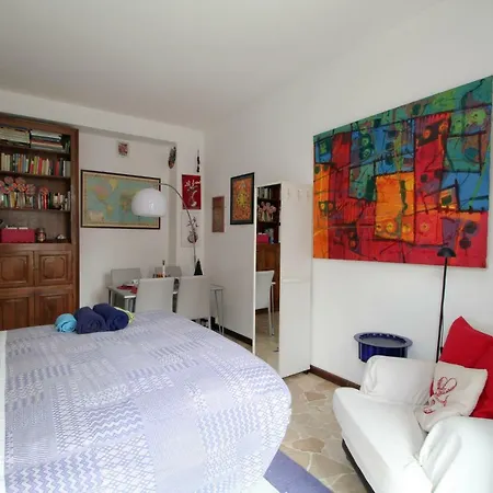 The Happiness House! Apartman